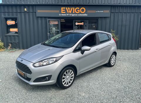 Ford fiesta 1.2 80 cv / DISTRIBUTION OK / Bluetooth