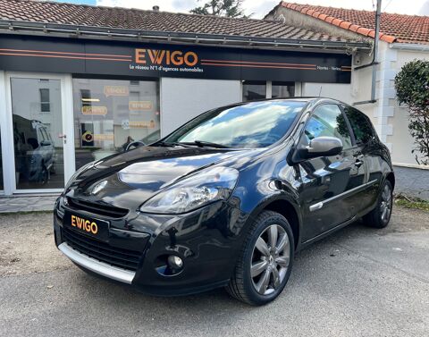 Renault clio 1.6 110 XV-DE-FRANCE BVA / ATTELAGE / PH