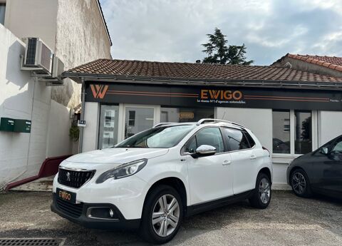 Peugeot 2008 1.2 PURETECH 82 STYLE RADAR / ROUE DE SE