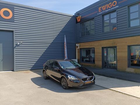 Volvo V40 2.0 D3 150 MOMENTUM GEARTRONIC BVA // CAMERA DE RECUL // RAD 2018 occasion Couëron 44220