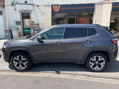 Compass 2.0 L MULTIJET 140 CH LIMITED 4X4 AWD BVA ** CROCHET D'ATELA 2017 occasion 02100 Saint-Quentin