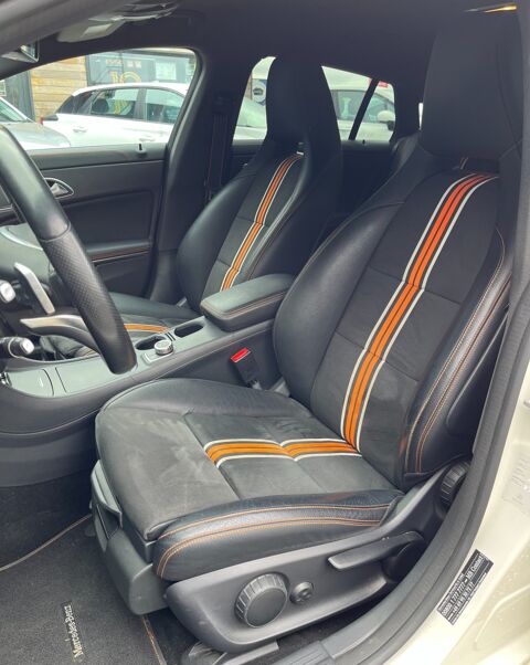 Classe CLA SHOOTING BRAKE 2.0 250 210 / Orange Art 2016 occasion 44220 Couëron