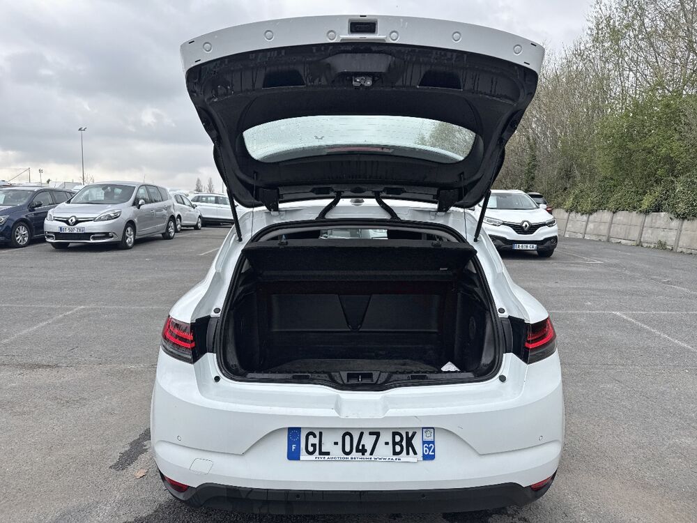 M&eacute;gane BDCI 115 2022 occasion 62400 B&eacute;thune