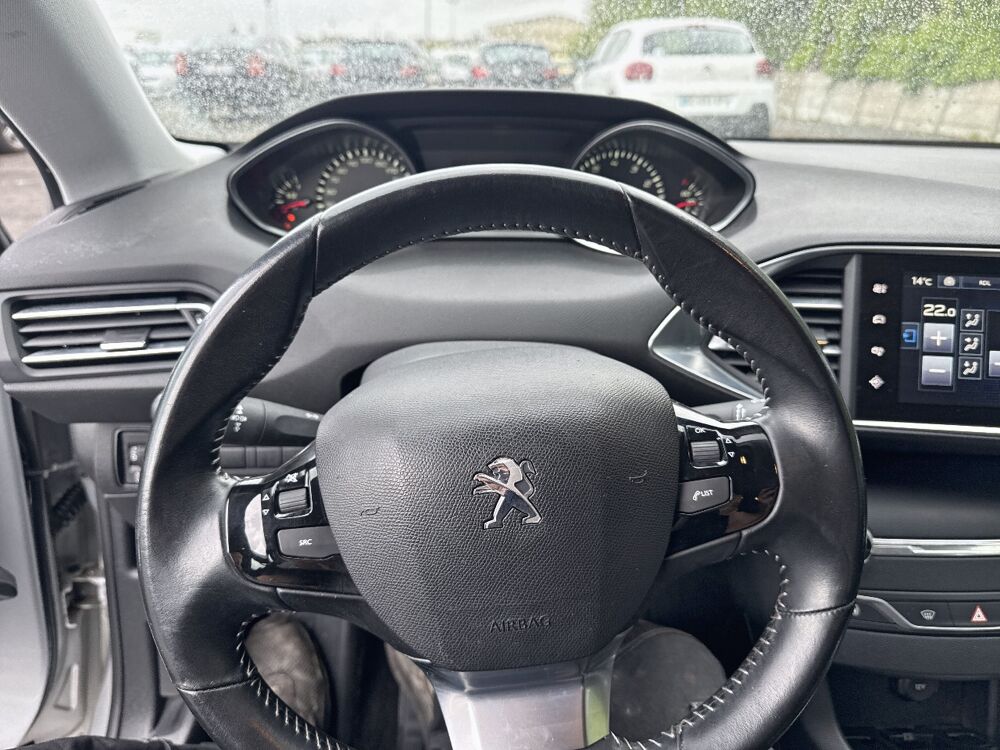 308 1.2 PTEC 2016 occasion 62400 B&eacute;thune