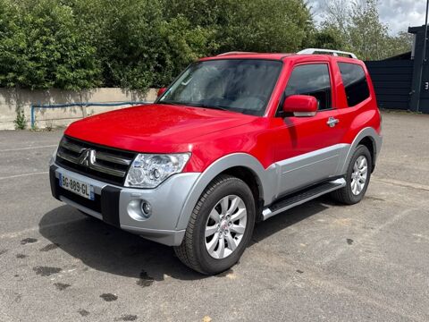 Annonce voiture Mitsubishi Pajero 13900 €