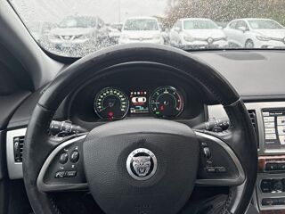XF 3.0 D V6 2011 occasion 62400 B&eacute;thune