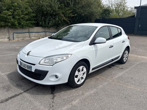Annonce voiture Renault Mégane 1950 €