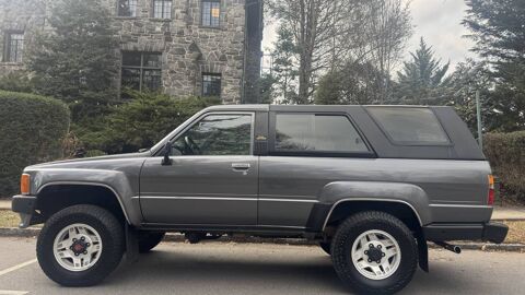 Toyota 4Runner 1986 1986 occasion Lyon 69002