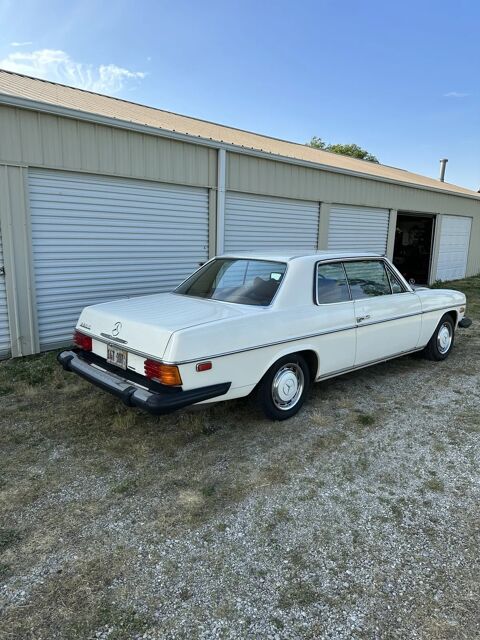 Mercedes Classe E 1975 1975 occasion Lyon 69002