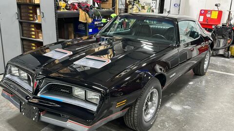 Pontiac Firebird 1977 1977 occasion Lyon 69002
