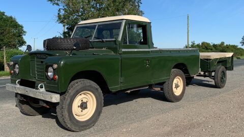 Land-Rover Defender 1982 1982 occasion Lyon 69002