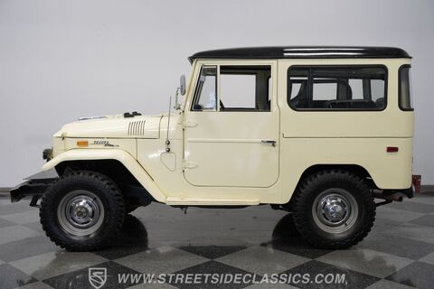 Toyota Land Cruiser 1970 1970 occasion Lyon 69002