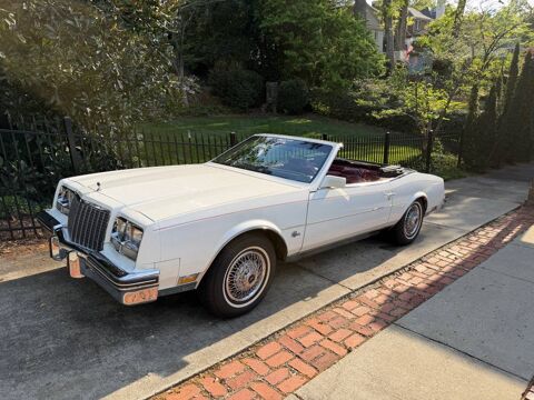 Buick Divers 1982 1982 occasion Lyon 69002