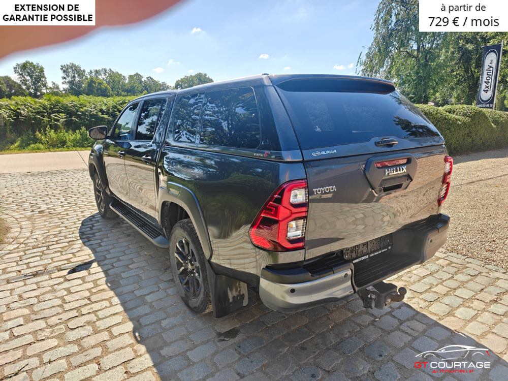 Hilux 2.8 D-4D 4WD Invincible 2023 occasion 84860 Caderousse