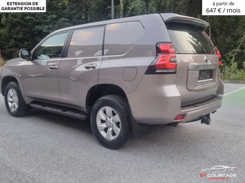 Land Cruiser 2,8 D-4D 4WD Elegance 2020 occasion 84860 Caderousse