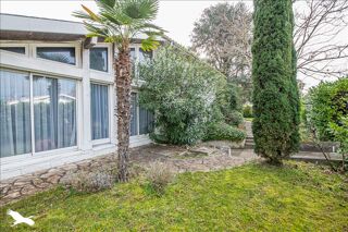  Maison  vendre 5 pices 185 m