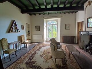  Maison  vendre 13 pices 426 m