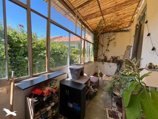  Immeuble � vendre 180 m�