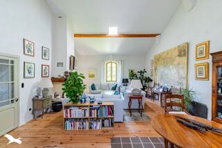  Maison  vendre 6 pices 315 m