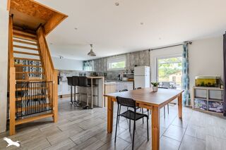  Maison  vendre 6 pices 185 m