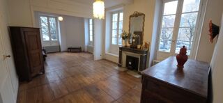  Immeuble � vendre 210 m�