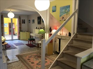  Maison  vendre 6 pices 194 m