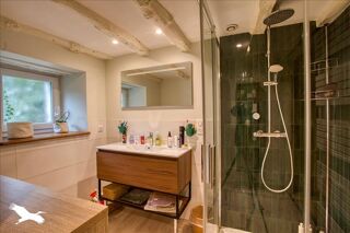  Maison  vendre 8 pices 203 m