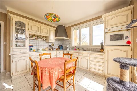   Pavillon de 5 pices principales Maison - 5 pice(s) - 124 m