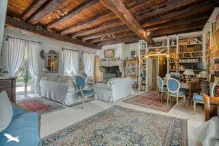  Maison  vendre 10 pices 320 m