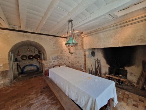   Maison en pierre de 8 pices principales Maison - 8 pice(s) - 265 m