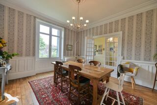  Maison  vendre 8 pices 165 m