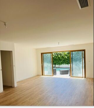  Maison  vendre 6 pices 121 m