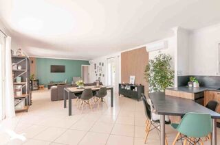  Maison  vendre 6 pices 176 m