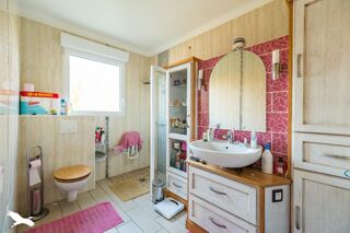  Maison  vendre 9 pices 170 m