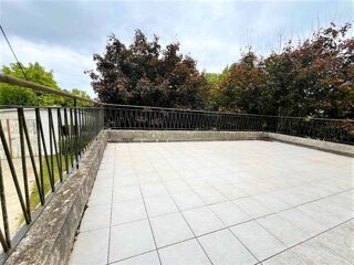  Maison  vendre 6 pices 166 m