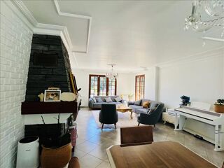  Maison  vendre 10 pices 192 m