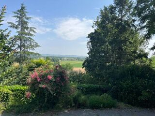  Maison  vendre 6 pices 210 m