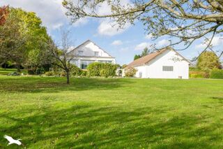  Maison  vendre 8 pices 362 m