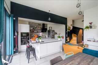  Appartement  vendre 5 pices 107 m
