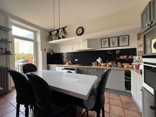  Appartement  vendre 3 pices 122 m