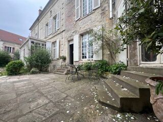  Maison  vendre 11 pices 304 m