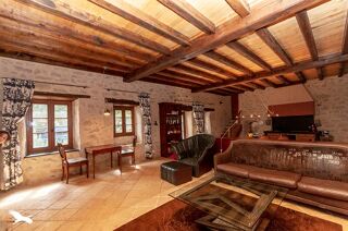  Maison  vendre 8 pices 287 m