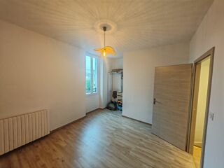  Immeuble  vendre 143 m