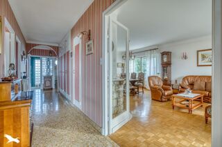  Maison  vendre 7 pices 220 m