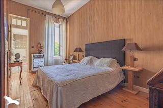  Maison  vendre 9 pices 316 m