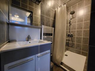  Immeuble � vendre 137 m�