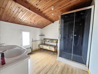  Maison  vendre 2 pices 131 m