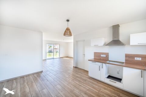   Maison de 4 pices principales Maison - 4 pice(s) - 86 m