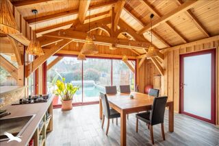  Maison  vendre 9 pices 215 m
