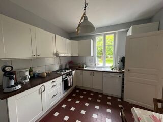  Maison  vendre 13 pices 400 m